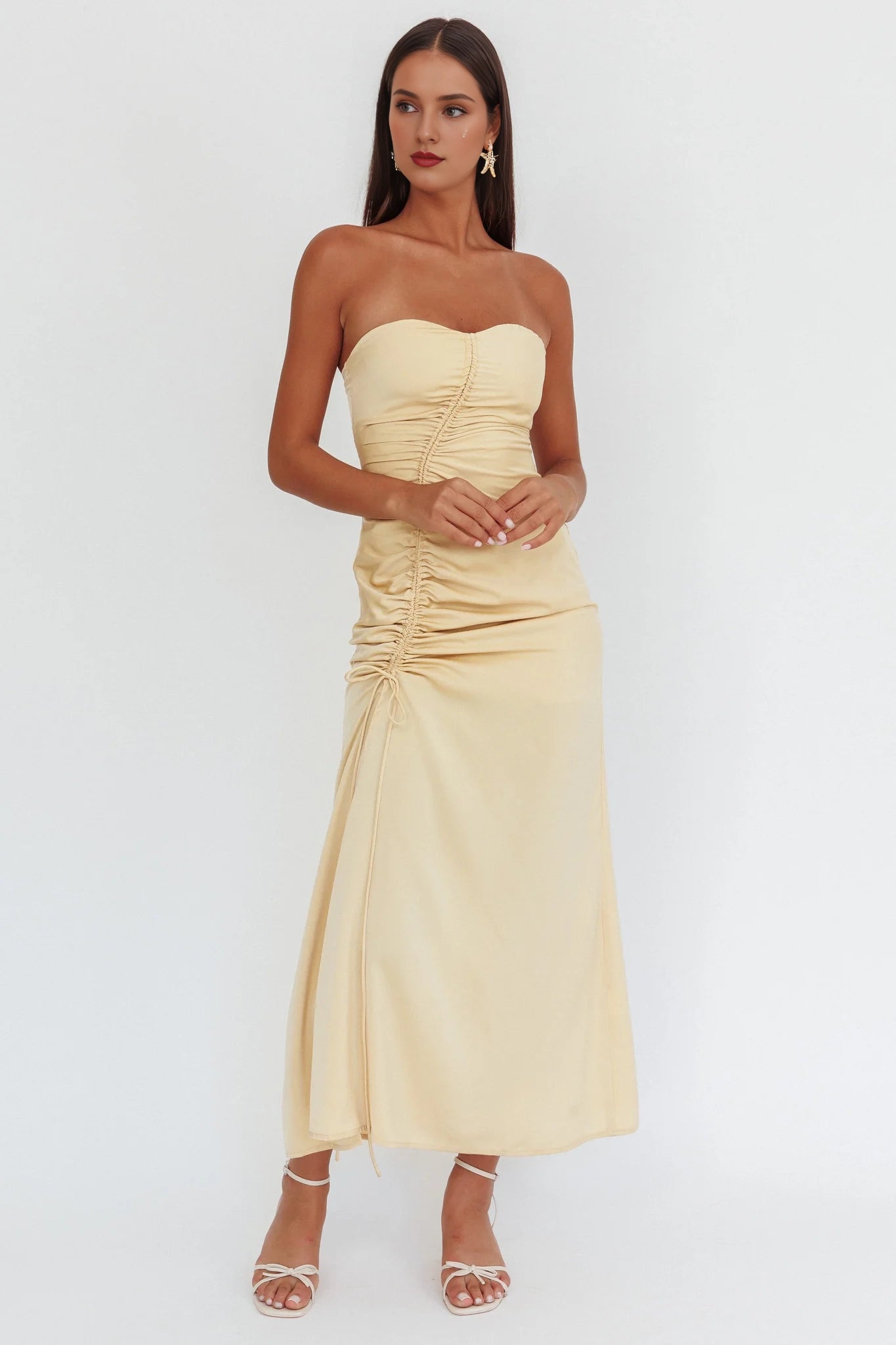Enchanting heart-shaped neckline off shoulder drawstring pleated bridesmaid dress