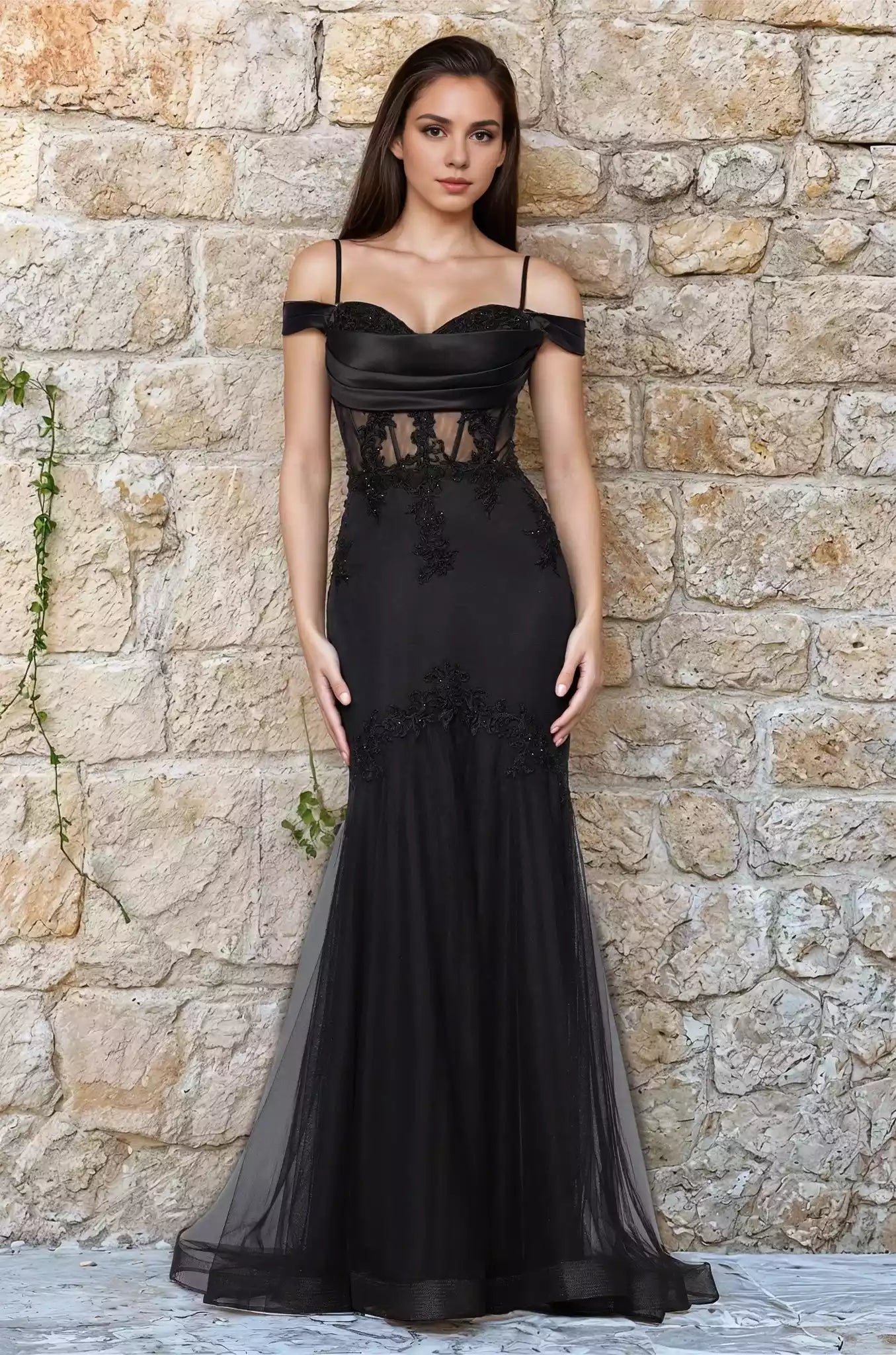 Enchanting mermaid slim shoulder strap hanging off the shoulder with heart-shaped neckline and transparent lace decal on the back Prom Dresses