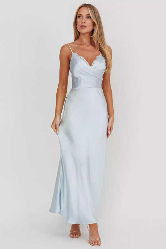 Exquisite lace edge collar with lining, sloping collar and zipper at the back Bridesmaid Dresses