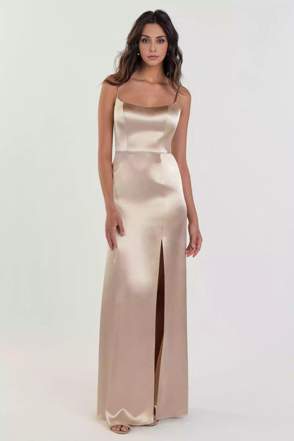 Exquisite slim shoulder strap round neck satin tight corset A-line skirt side slit Bridesmaid Dresses