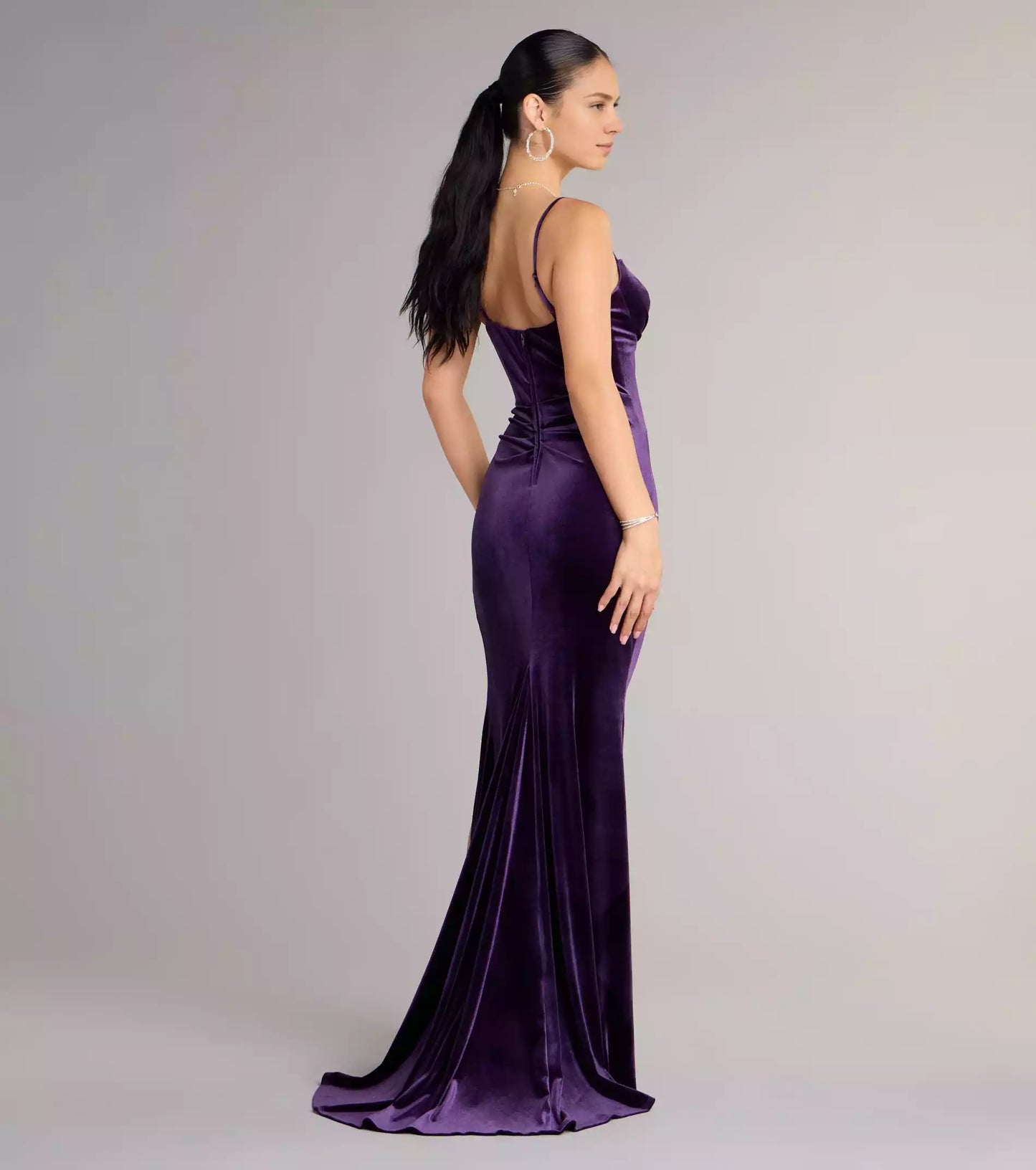 Exquisite velvet adjustable thin shoulder strap V-neck high side seam mermaid silhouette and floor Prom Dresses