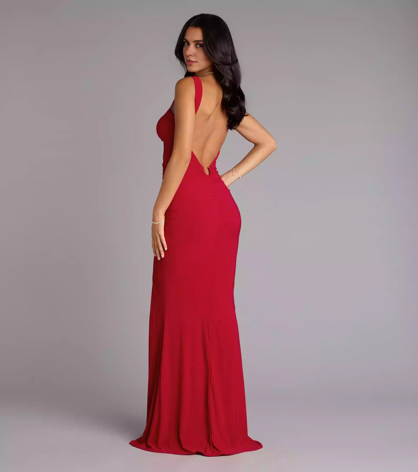 Fashionable and gorgeous wide shoulder strap heart-shaped neckline with exposed back, pleated mermaid front high slit and floor Prom Dresses