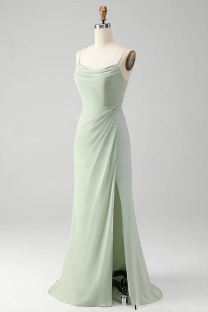 Fashionable and minimalist slim fitting slim shoulder strap and ground chiffon bridesmaid dress