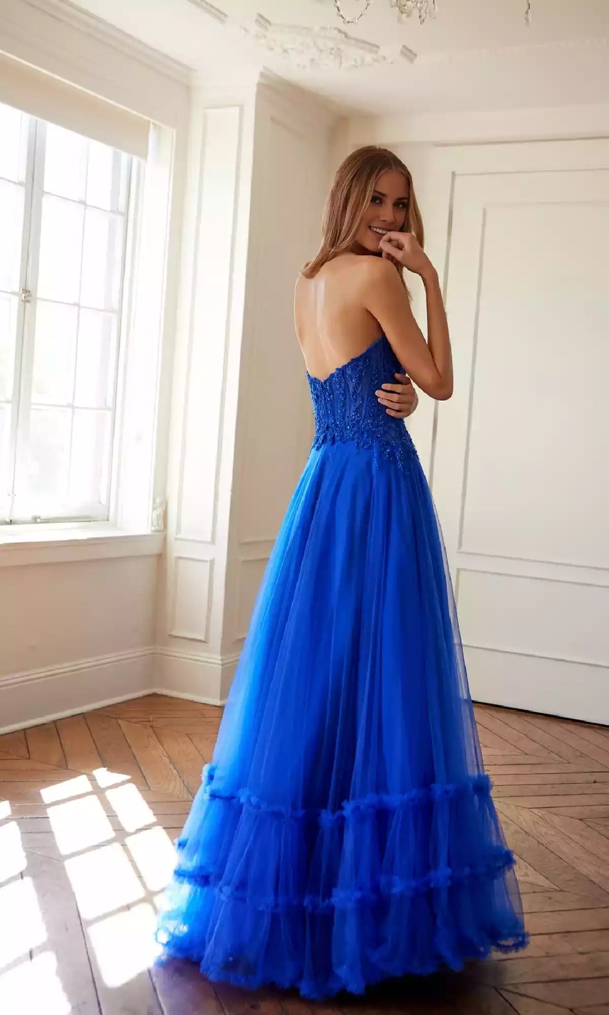 Fluffy and flowing strapless long ruffle edge A-line embroidered lace heart-shaped neckline hollowed out cut ruffle edge hanging Prom Dresses
