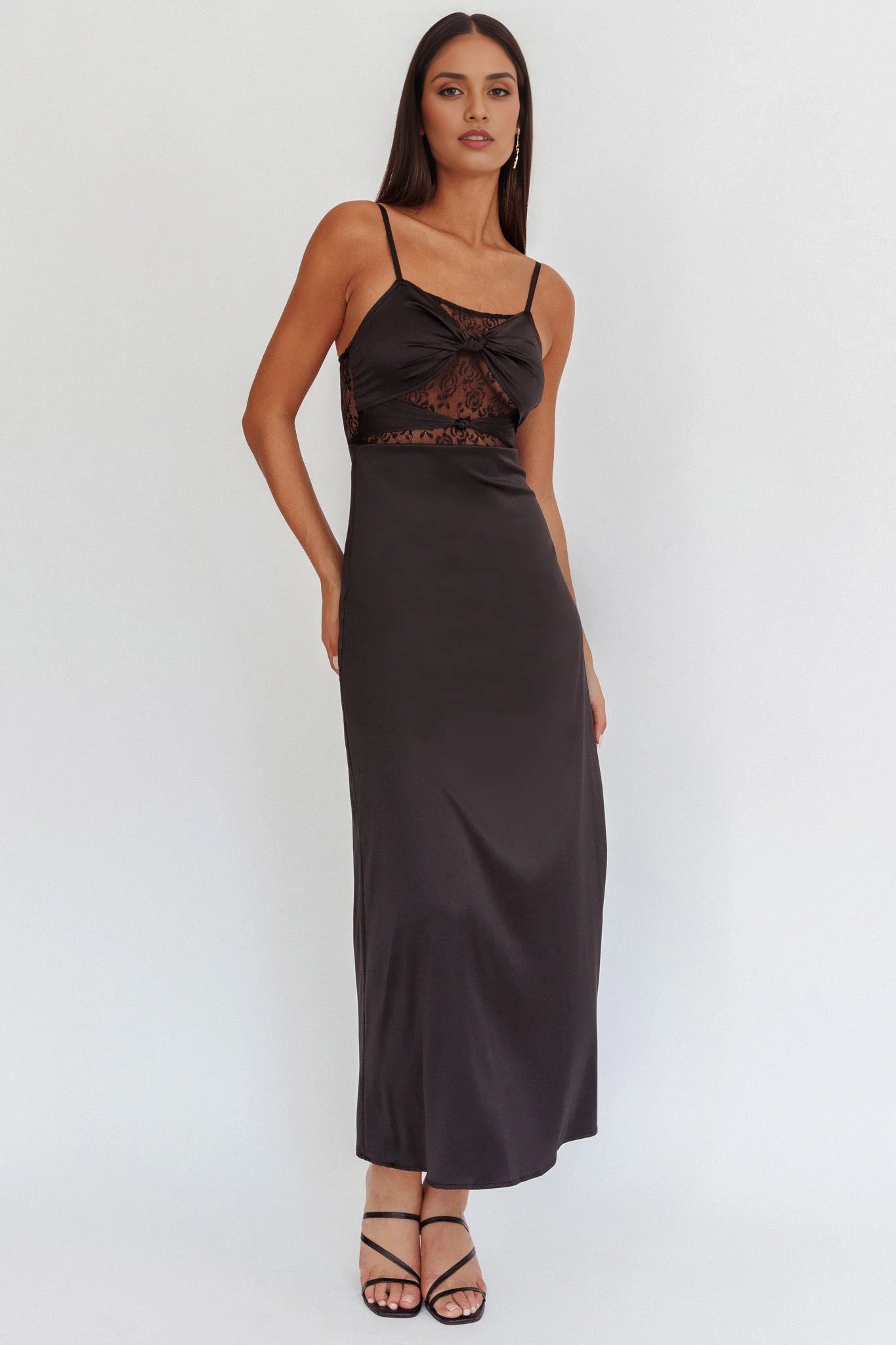 Gorgeous adjustable shoulder straps with twisted details, lace tight corset, bridesmaid dress