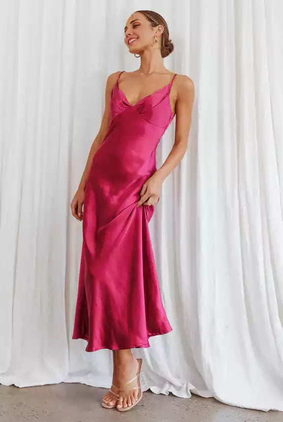 Gorgeous mid length heart-shaped neckline with pleated details, adjustable straps, zippered back, Bridesmaid Dresses