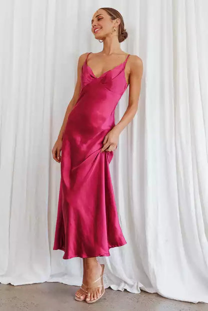 Gorgeous mid length heart-shaped neckline with pleated details, adjustable straps, zippered back, Bridesmaid Dresses