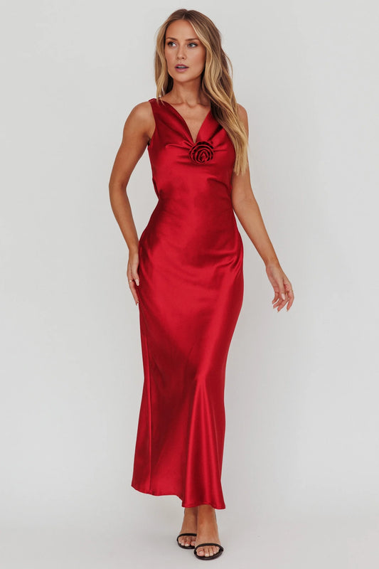 Gorgeous satin detachable rose knot satin extra long bridesmaid dress