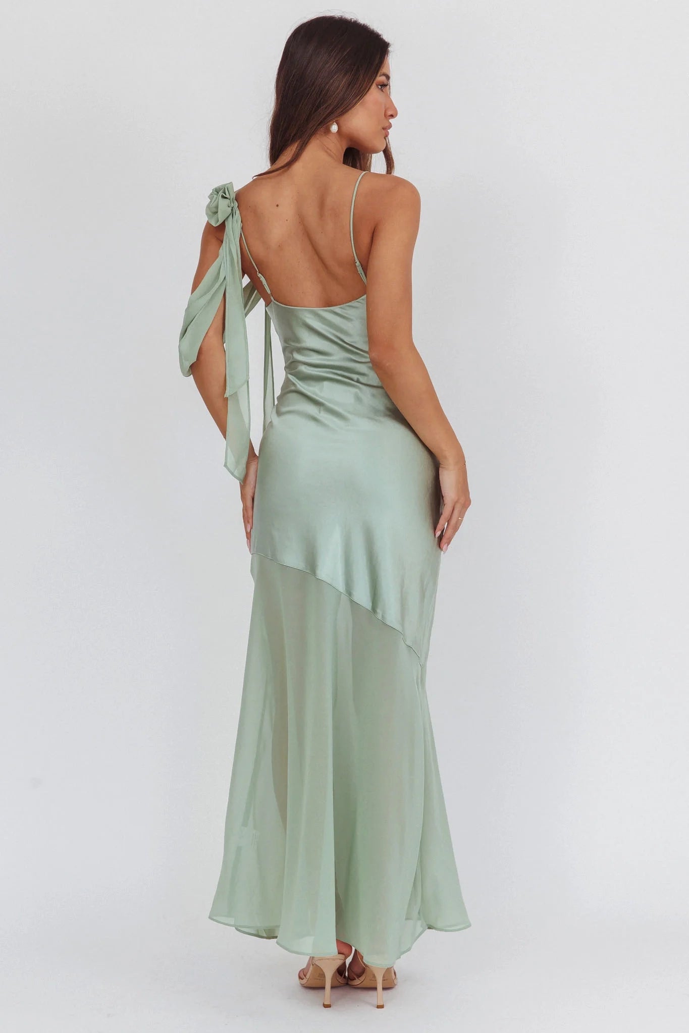 Gorgeous slim shoulder sleeveless satin slim fit chiffon hem bridesmaid dress
