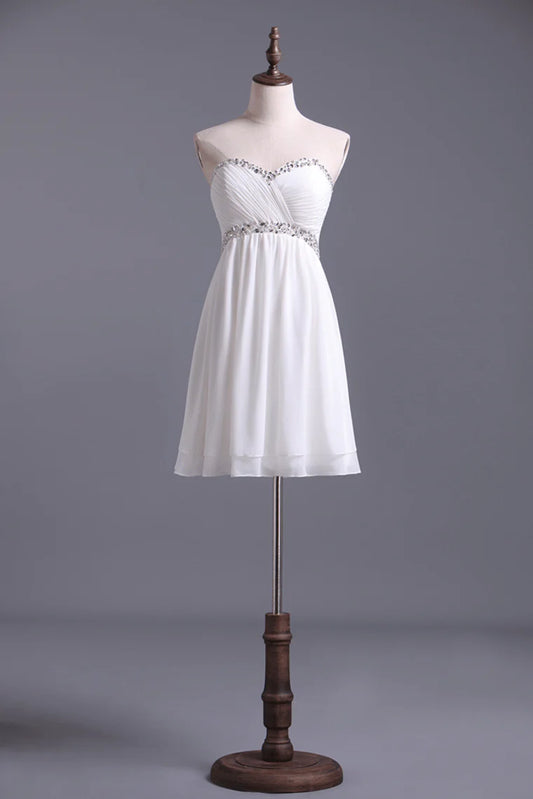 Beaded Sweetheart Necklace Folded Half body Chiffon White Short/Mini Graduation Party Cocktail Dress