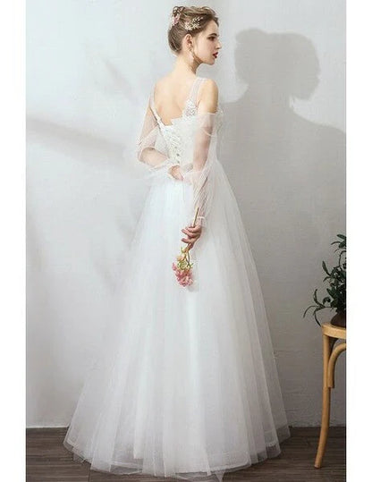 Long sleeved beautiful floral lace bohemian chiffon wedding dress