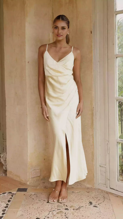 Low key and elegant fixed wrap pleat details, wrap style chest cut slit adds an elegant style Prom Dresses