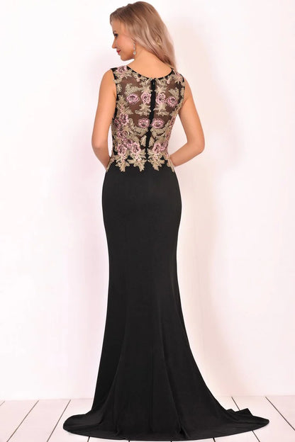 Fish Tail V-Neck Applique Horizontal Swinging Tailed Formal Dress