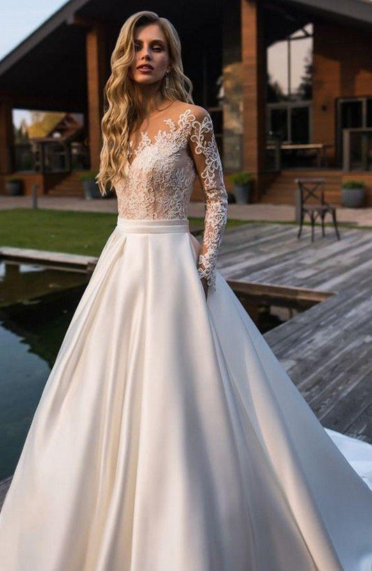 Moderate height long sleeved satin lace long wedding dress