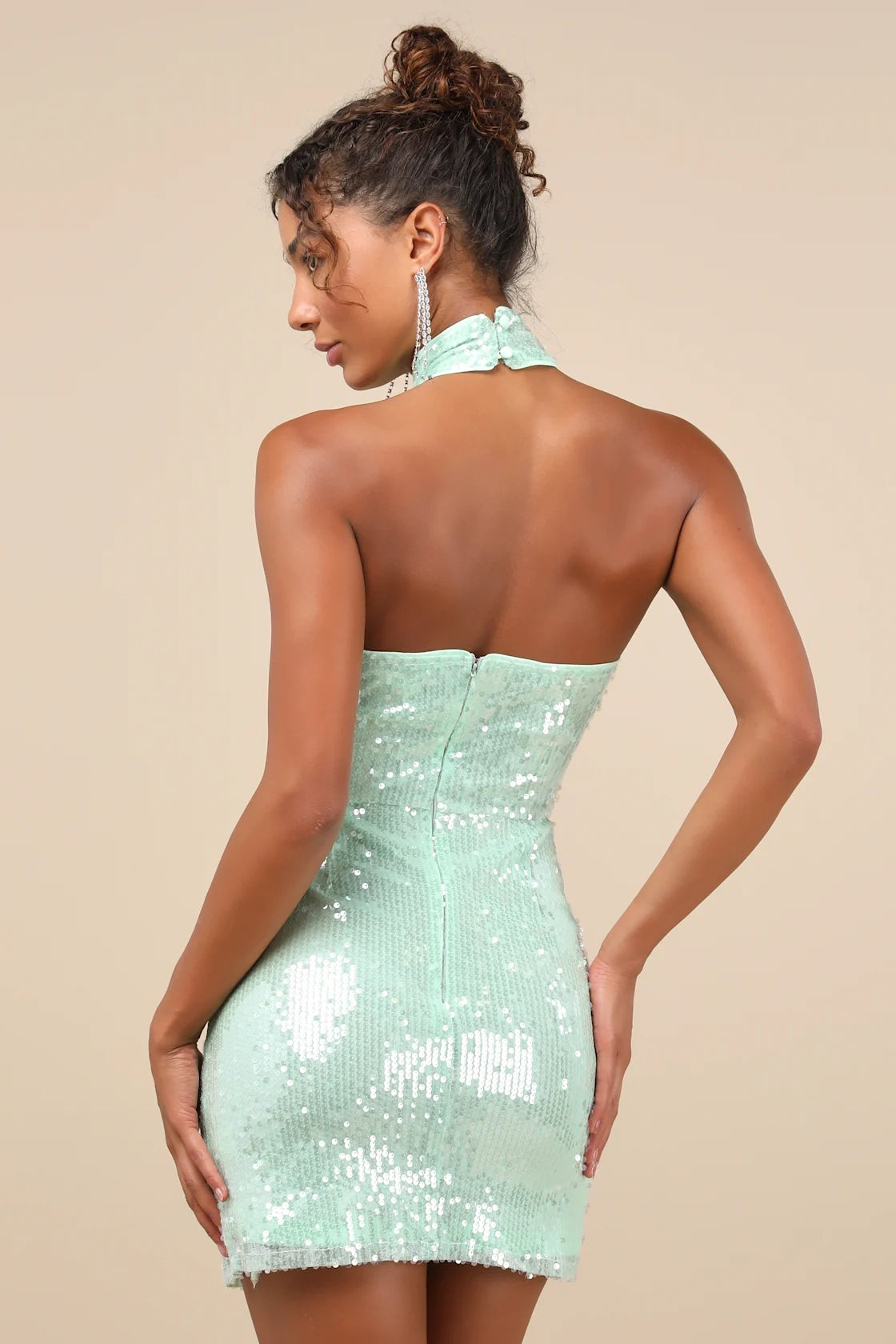 OKBBN Elegant Glitter Neck Hanging Tulip Mini Homecoming Dresses