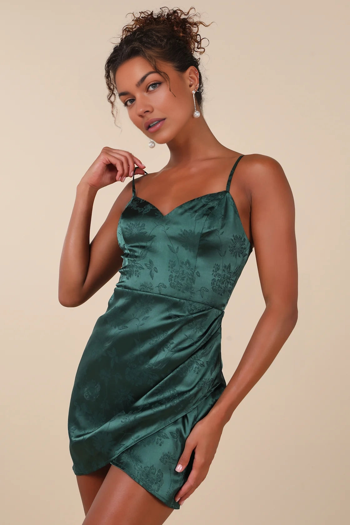 OKBBN Elegant Satin Jacquard Tulip Mini Homecoming Dresses