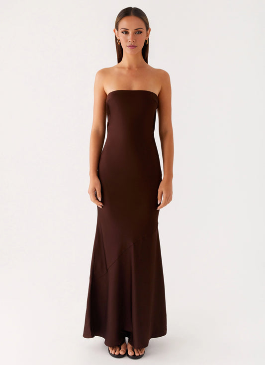 OKBBN's charming off shoulder skirt is long, flowing, and low back, showcasing an elegant temperament Prom Dresses