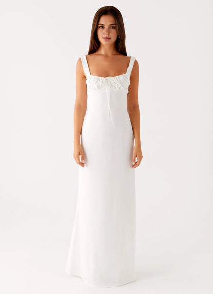OKBBN's low-key and elegant straight collar, waist cinching, and backless silhouette outline the graceful figure of Homecoming Dresses