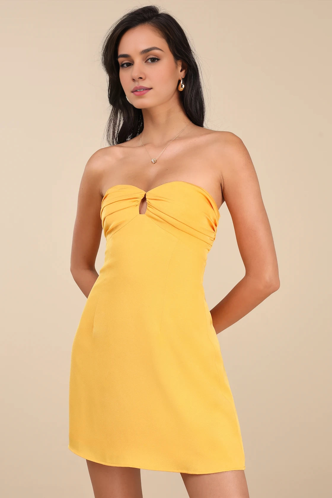 OKBBN sexy and charming hollow pleated shoulder mini Homecoming Dresses