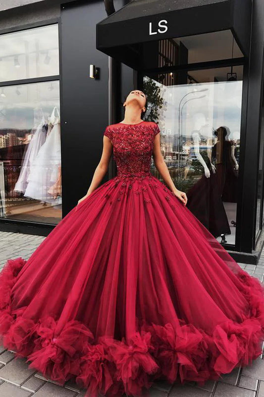 Elegant Red Tulle Application Ball Dress Round Neck Ball Dress
