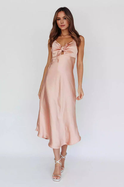 Romantic, lightweight and close fitting chest strap with adjustable shoulder straps for a more elegant Bridesmaid Dresses look