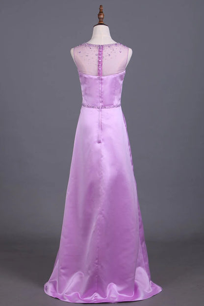 Elegant and sexy party bridesmaid dress with satin embellishments and beads mopping the floor