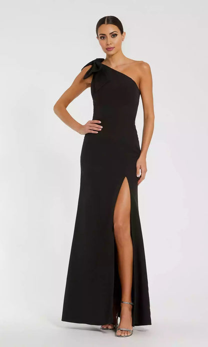 Sexy and charming asymmetrical neckline with A-line adds a touch of feminine elegance, single shoulder Prom Dresses
