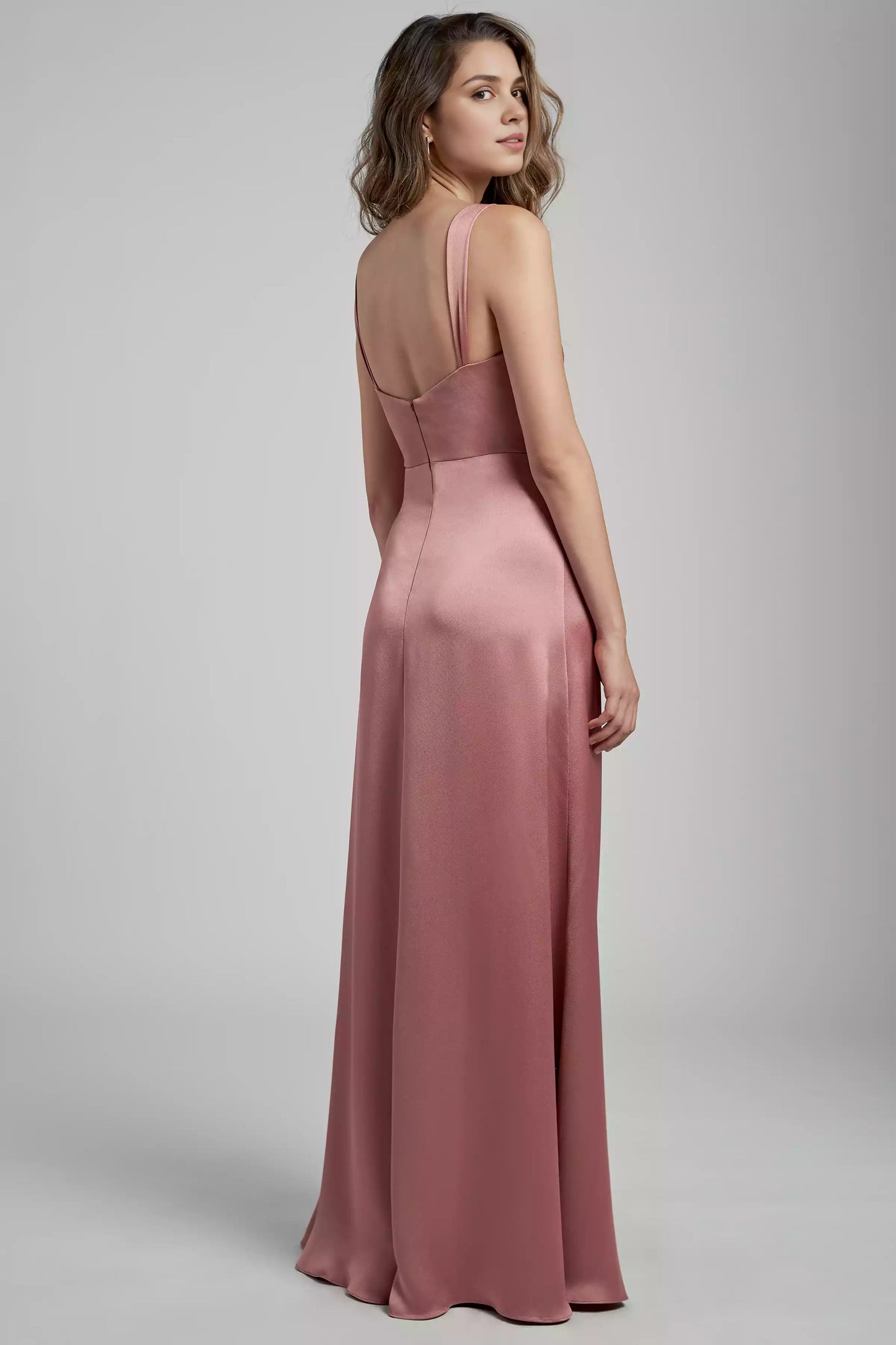 Sexy and seductive satin camisole corset with a hanging neckline and pleated shoulder straps, low round neckline, slim fit A-line Bridesmaid Dresses