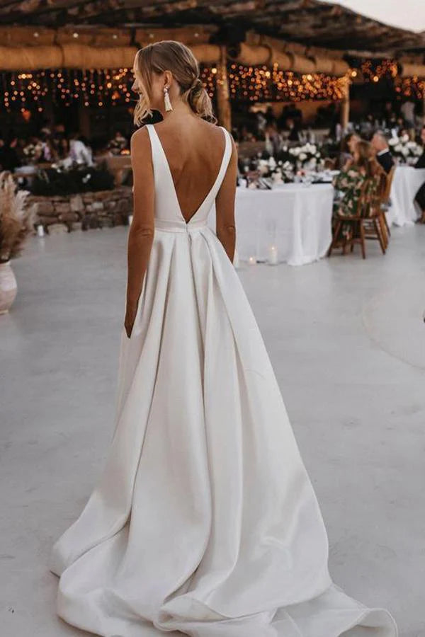Minimalist deep V-neck satin slit backless white wedding dress elegant bride dress