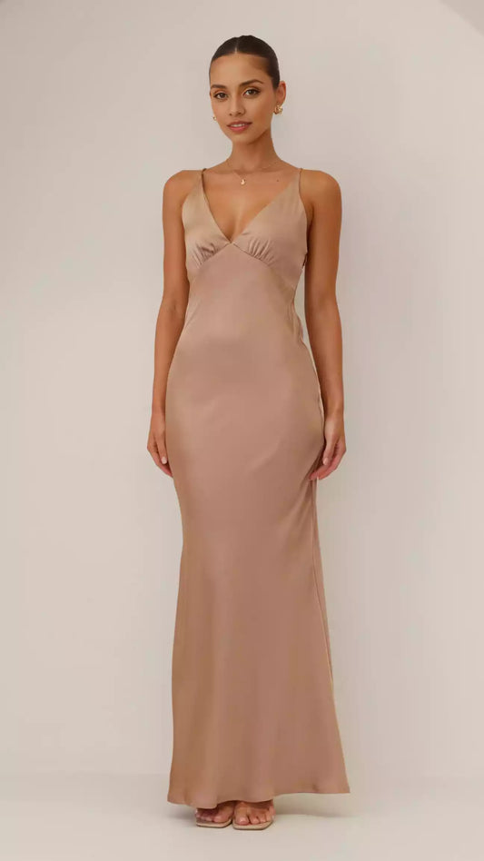 Simple yet gorgeous deep V-neck ultra-fine elastic shoulder strap with perfect hanging invisible side zipper Prom Dresses