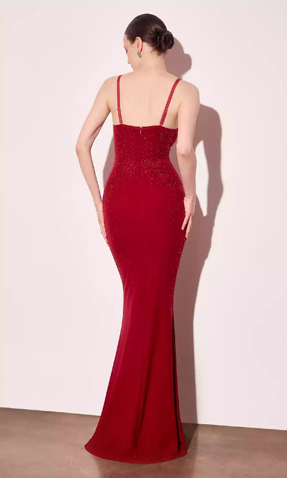 Sparkling and eye-catching classic long slim bead decoration with smooth heart-shaped neckline and thin shoulder straps Prom Dresses