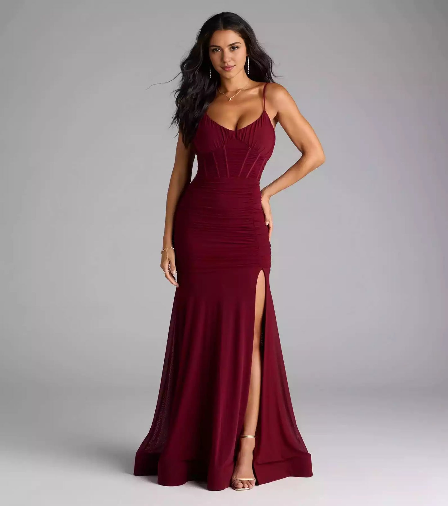 Stunning V-neck adjustable thin shoulder strap tight corset with high slit mermaid and floor Prom Dresses