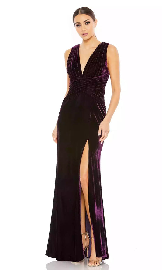Stunning V-neck sleeveless long velvet pleated cross pleated waist with side slits showcasing noble temperament Prom Dresses