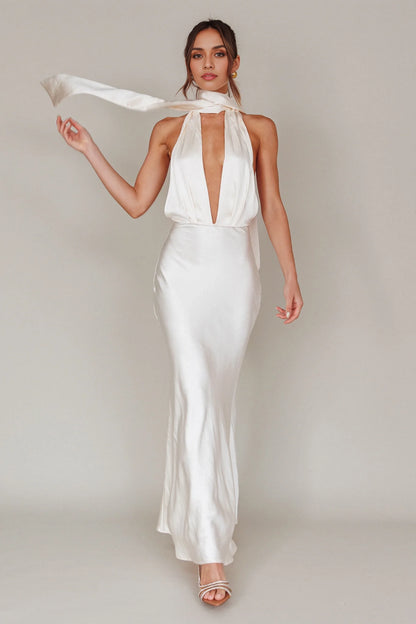 Stunning deep V-neck backless low strap adjustable bridesmaid dress