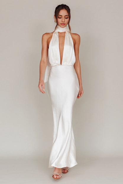 Stunning deep V-neck backless low strap adjustable bridesmaid dress