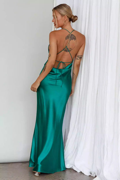 Stunning unlined neckline with low back, featuring chain and tie details, and Bridesmaid Dresses back details
