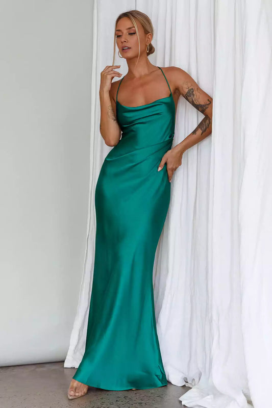 Stunning unlined neckline with low back, featuring chain and tie details, and Bridesmaid Dresses back details
