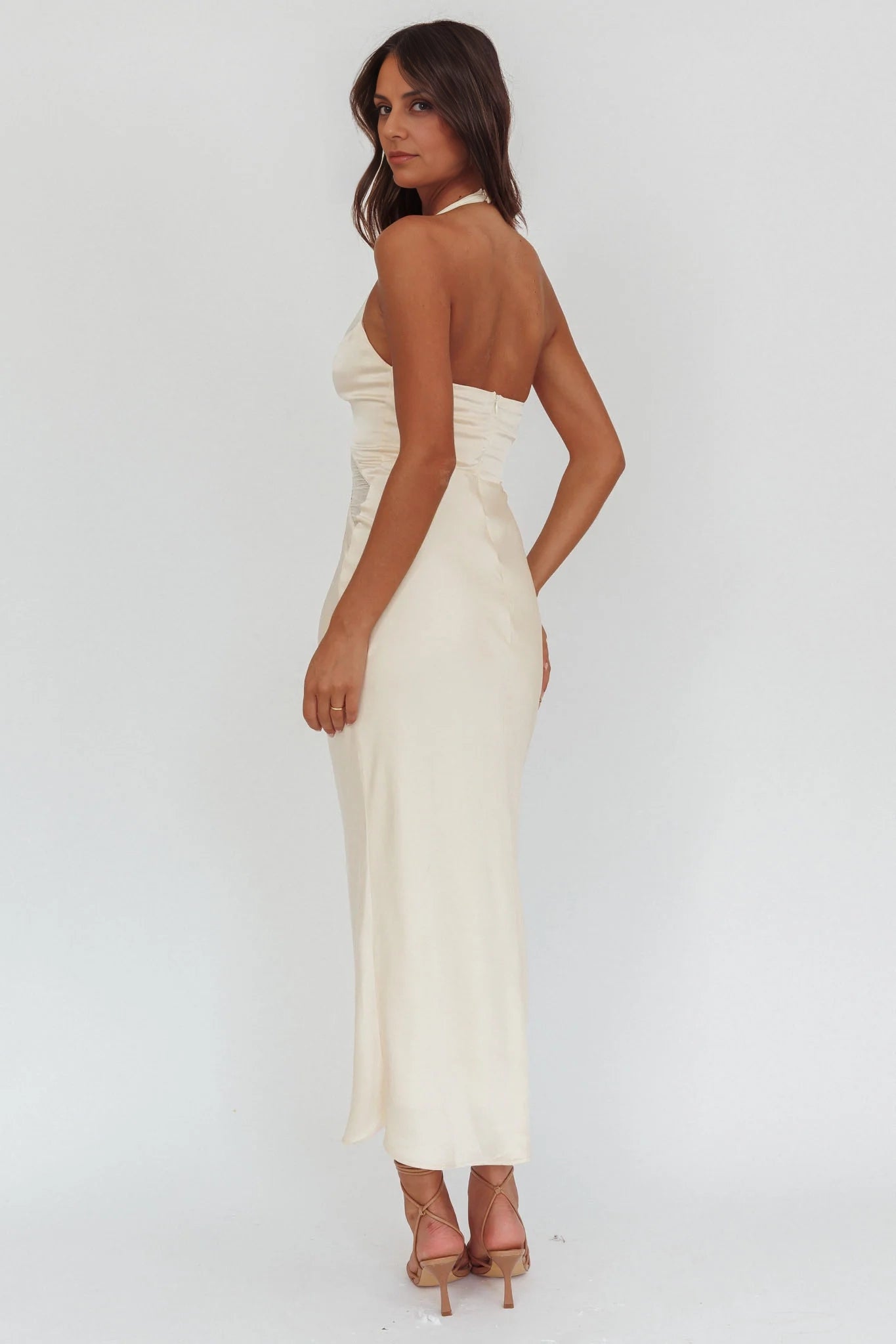 Stunning perspective splicing backless hanging neck button closure bridesmaid dress