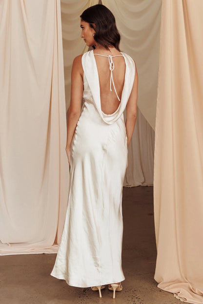 Stunning satin super long chest hollow scarf without lining, side zipper bridesmaid dress