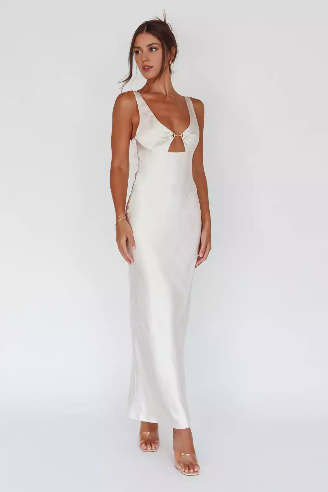 Stunning ultra long adjustable shoulder straps with horseneck buckle and chain decoration on the chest, and zippered Bridesmaid Dresses on the back