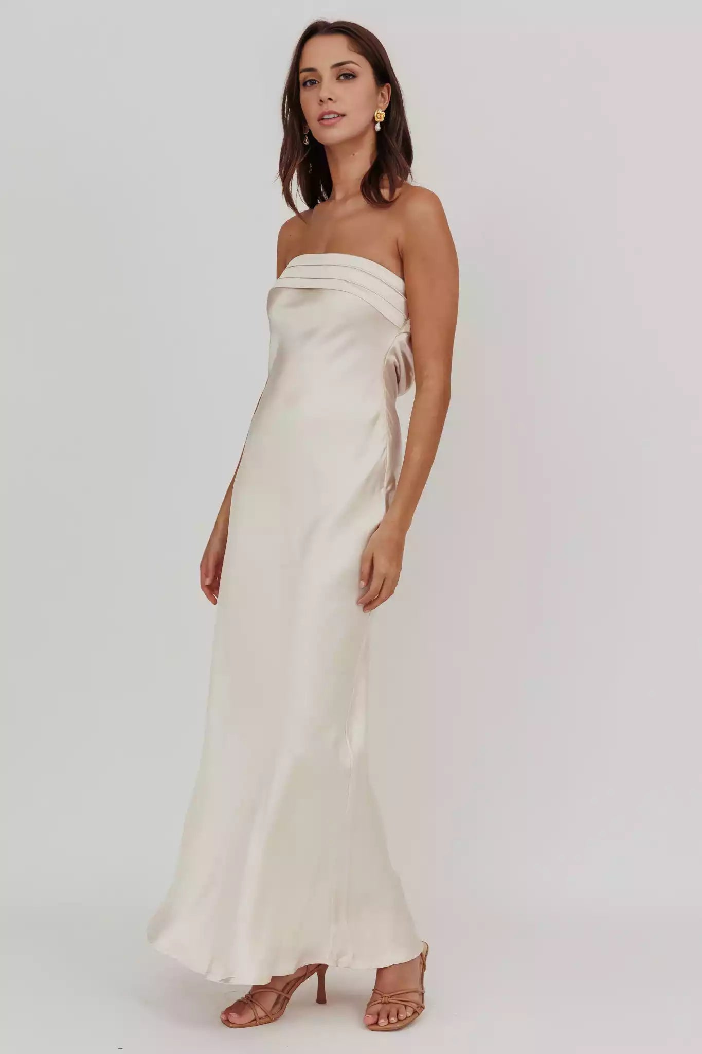 Super popular strapless, ultra long backless, unlined, pleated neckline texture Bridesmaid Dresses