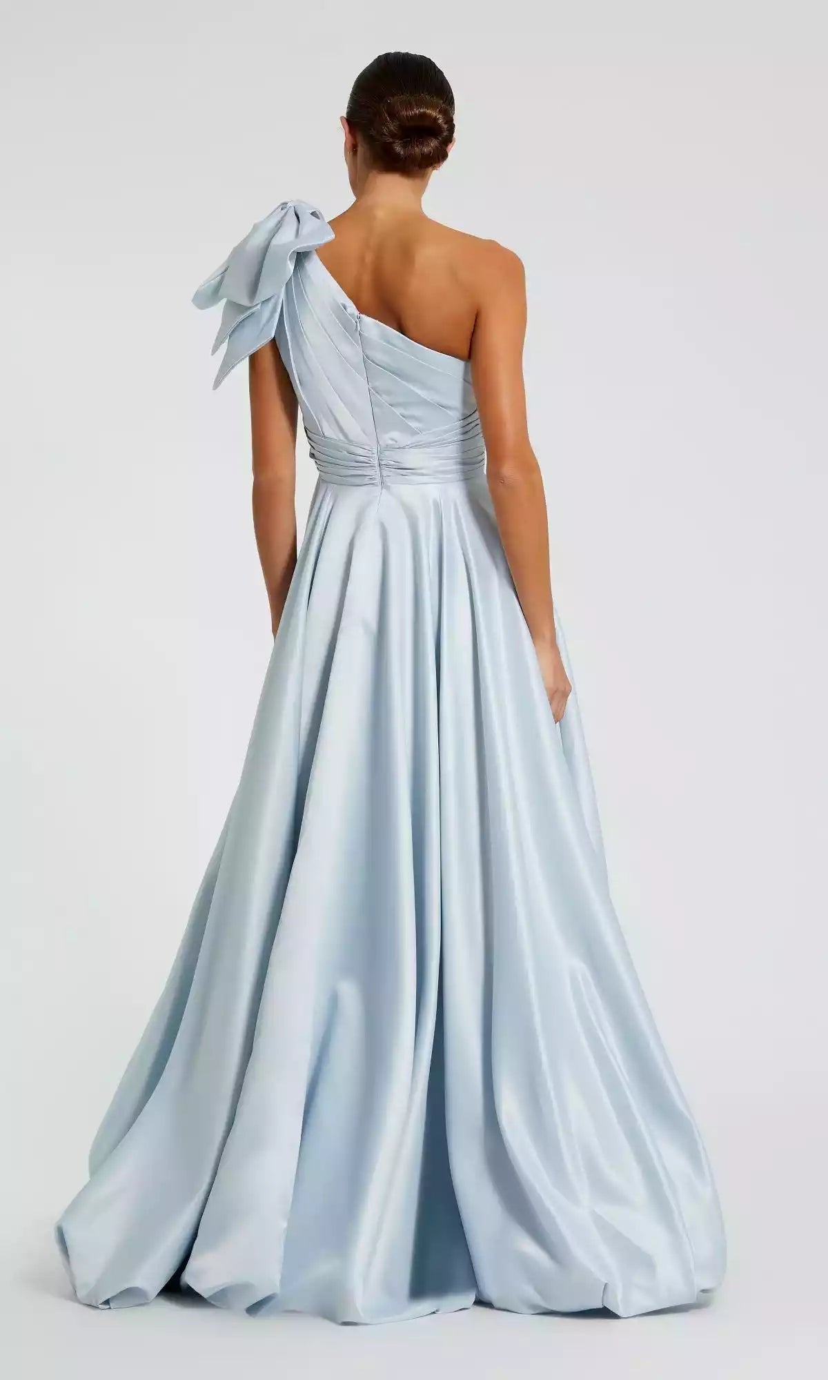 The charming pleated single shoulder A-line length bubble skirt exudes an elegant temperament Prom Dresses