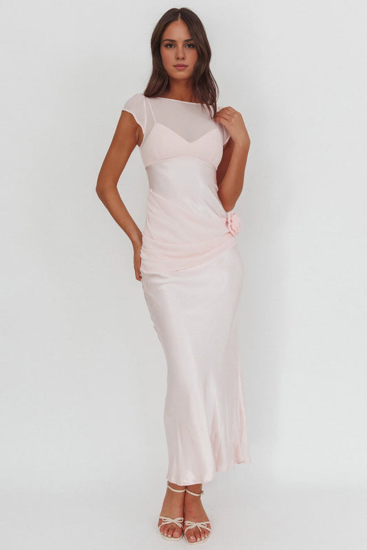 The eye-catching chiffon detail short sleeved rose knot detail with zipper on the back bridesmaid dress