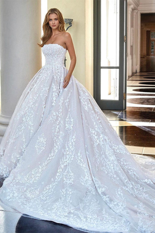 Princess Sleeveless Appliques Bridal Dresses Lace Appliques