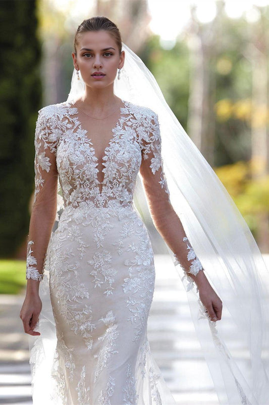 V-Neck Mermaid Bridal Dresses Appliques Long SleevesWith Lace Appliques