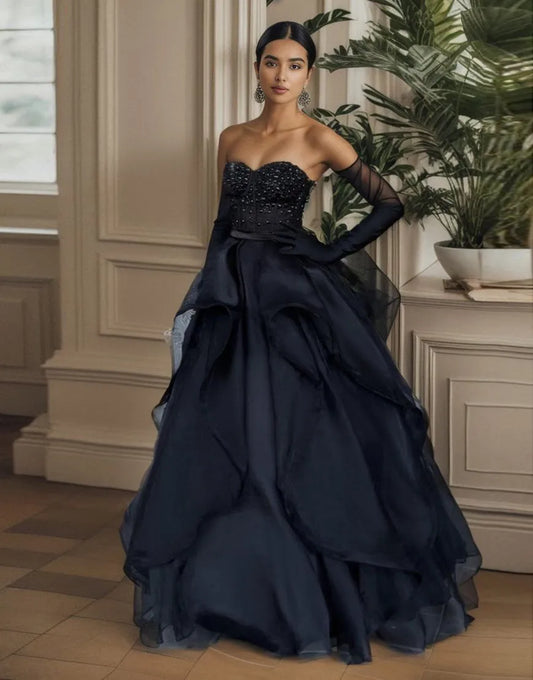 Noble and elegant black sexy strapless ball dress