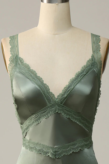 V-neck sexy and elegant backless grey green lace slim fit bridesmaid dress