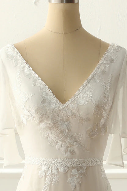 Elegant ivory V-neck A-line splicing long slim fitting wedding dress