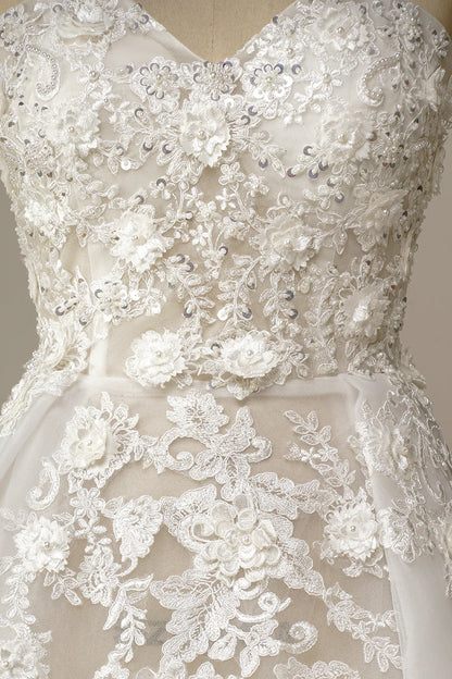 Beautiful A Line Wedding Dress with Appliques