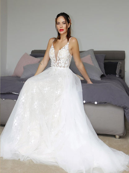 A-line Princess Tulle V-neck Sleeveless Applique Bra Wedding Dress